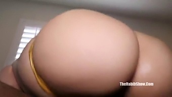 La Adolescente Mexicana Amateur Santana Red Recibe Una Gran Polla Negra En Su Culo
