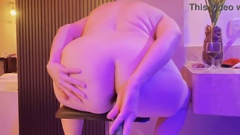 I Enjoy Stretching My Ass To The Limit With A Large Vegetable!