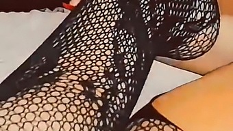 Mi Madrastra Tetona Quiere Sexo Apasionado Temprano En El Día