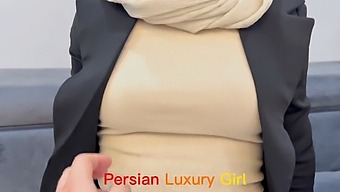 Exclusivo Amateur Iraní Comparte Sus Habilidades Orales En Un Video De Masturbación Fetichista - Parte 1